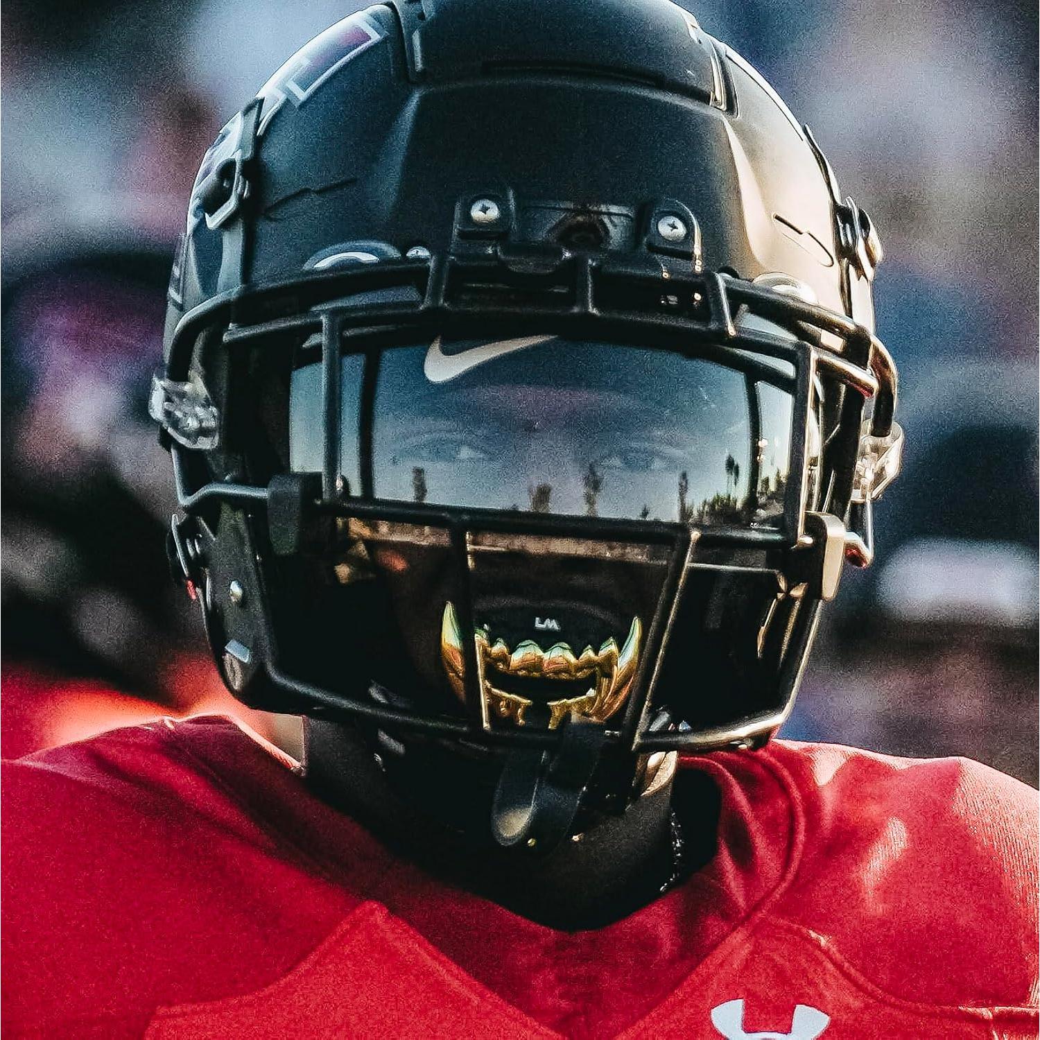 Protector Bucal de Fútbol Loudmouth 3D Bestia - Negro/Dorado