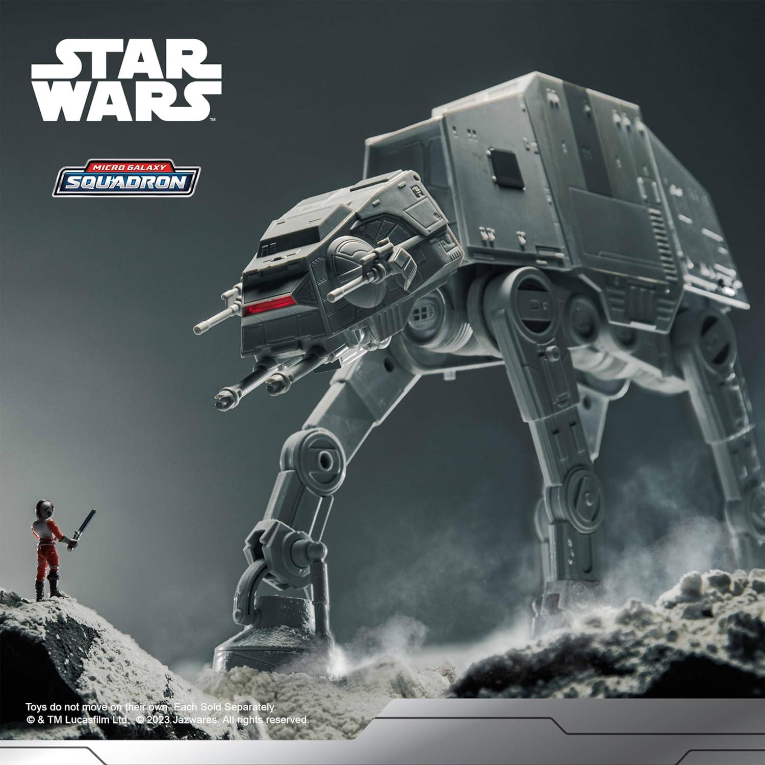 Caminante AT-AT Star Wars Micro Galaxy 27.94 cm con 5 figuras