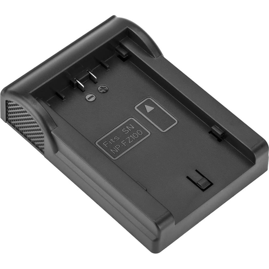 Cámara Sony Alpha a6700 + Lente E PZ 16-50mm + Accesorios