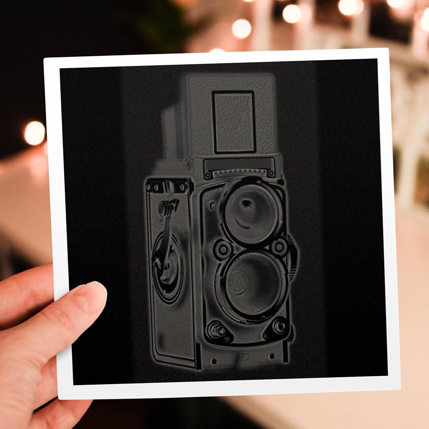 3dRose Greeting Card - Picture of a Vintage Twin Lens reflex TLR camera - KIKE CALVO vintage camera collection