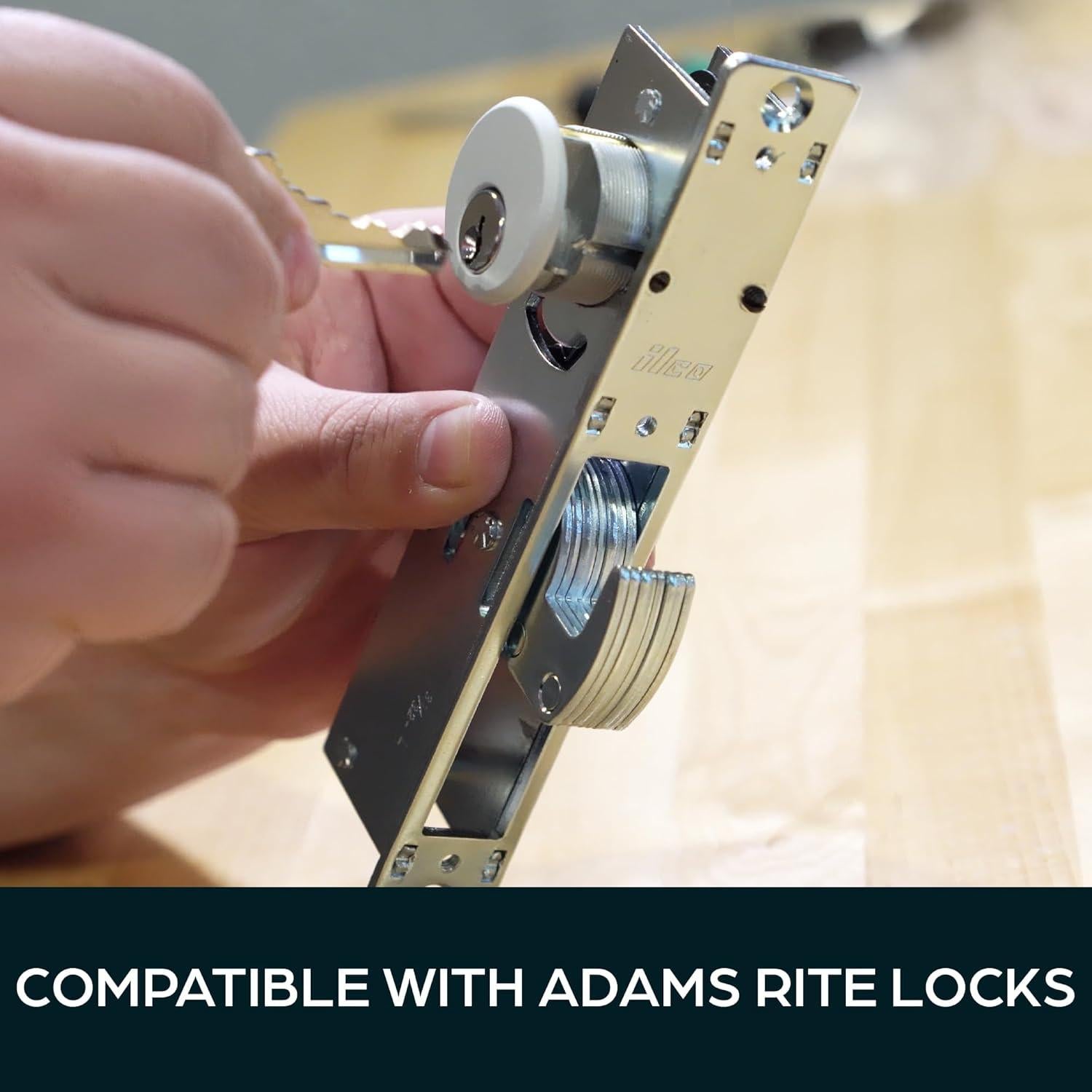 Cerrojo de Gancho de Mortaja Summit Doorware - Aluminio 28.58 mm