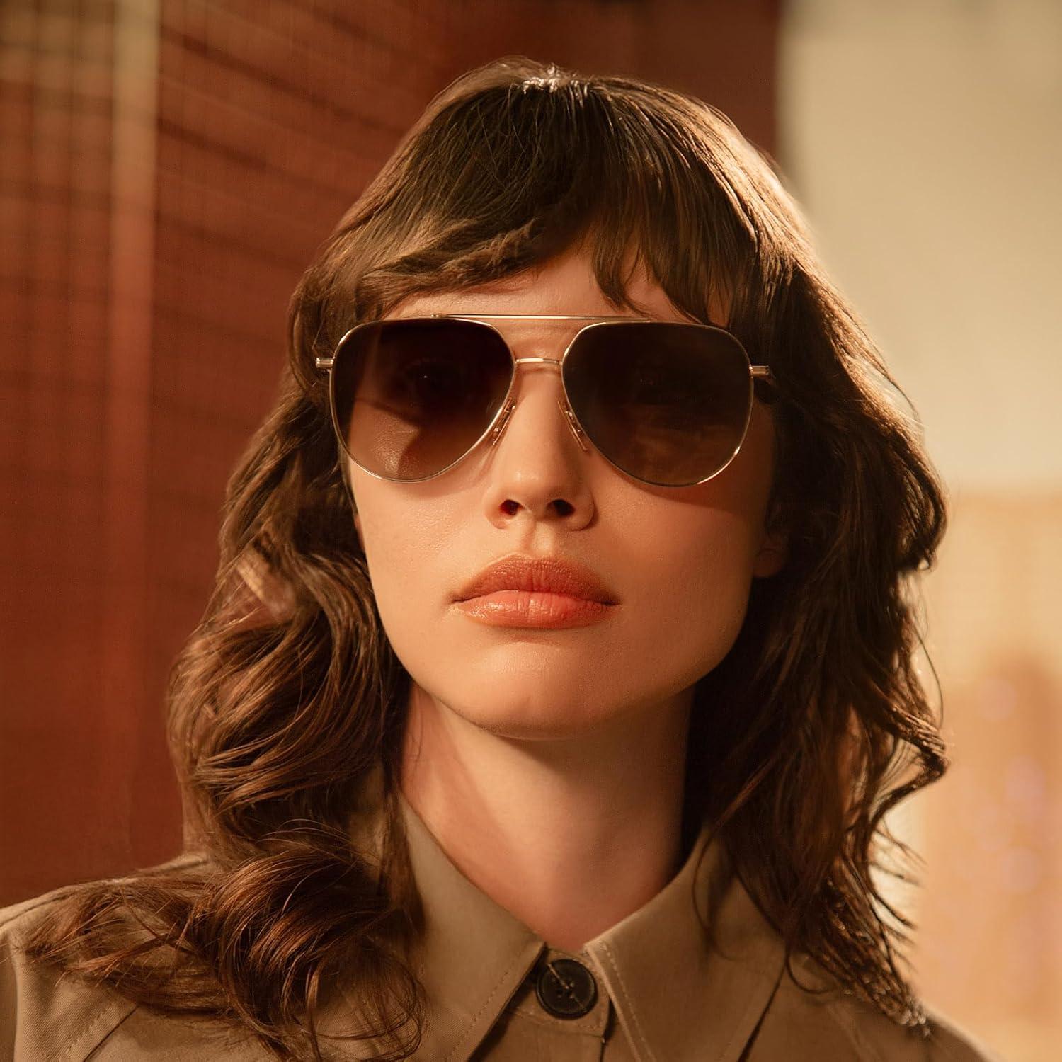 Gafas de Sol Aviador Polarizadas Bolon Titanio Oro Claro