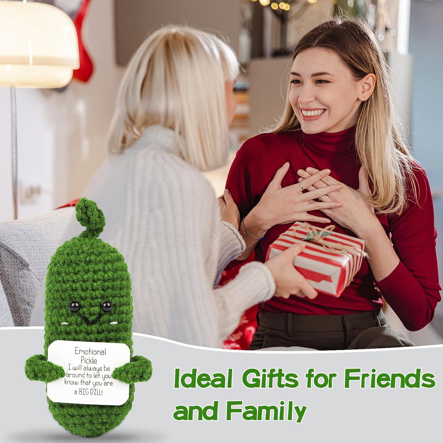 Muñeca de Ganchillo Pepinillo Emocional Hoedia 7.6x8.9cm