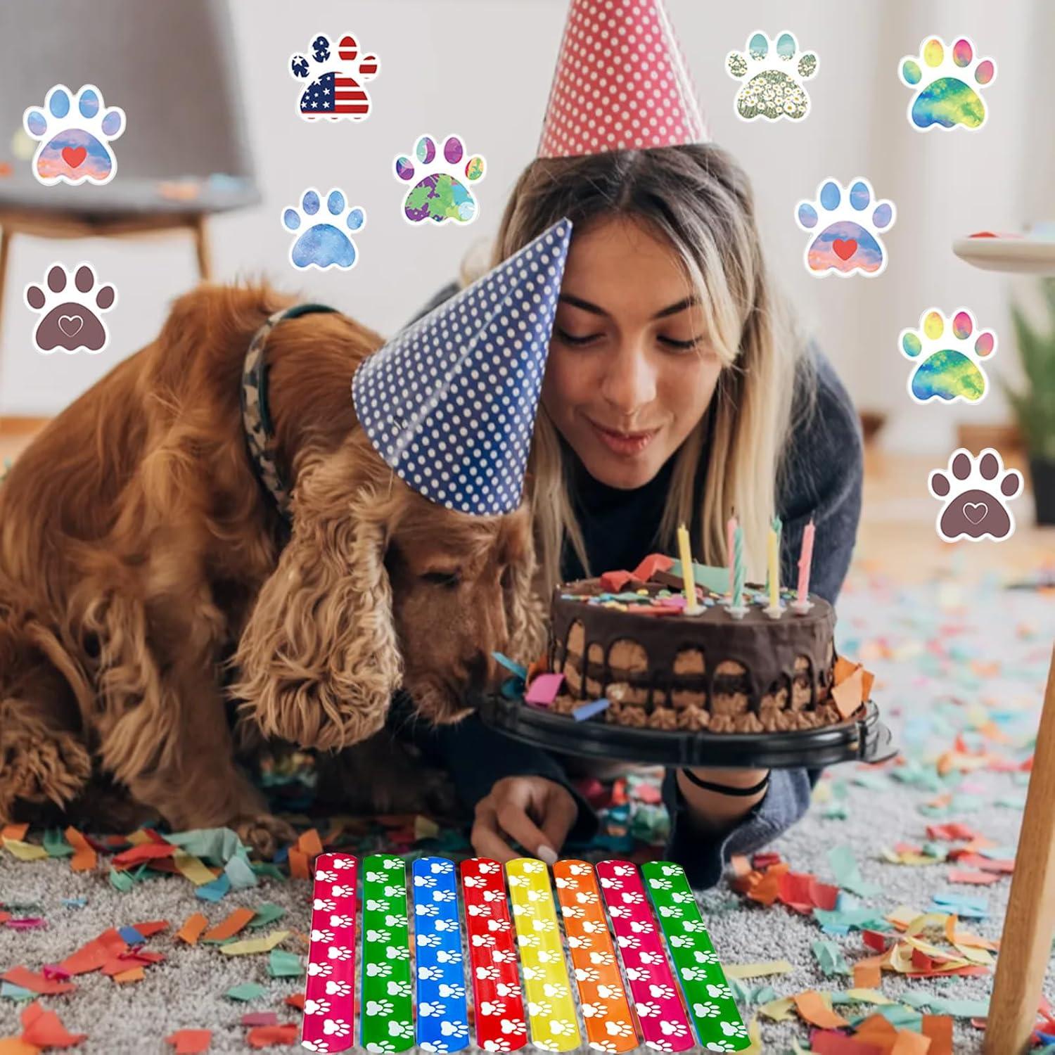 74 Piezas Fiesta Tema Garra de Perro - Pulseras y Stickers