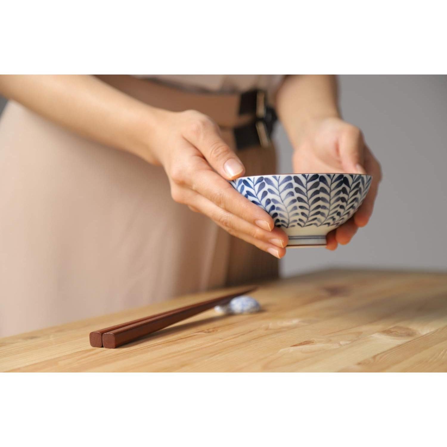 Juego de 5 Cuencos de Cerámica Japonesa Mino Ware - Azul y Blanco