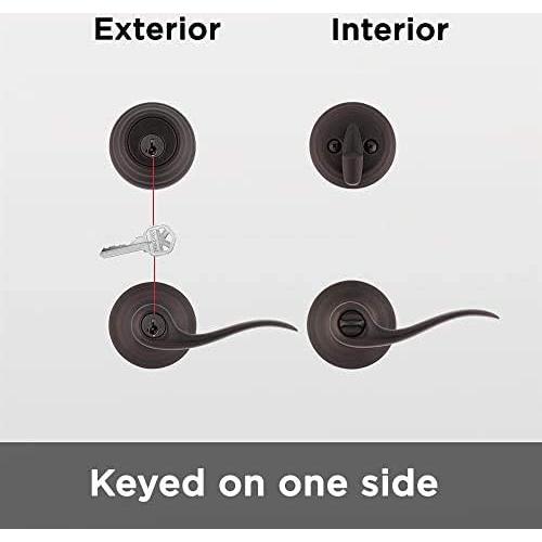 Paquete combinado Kwikset Tustin con SmartKey en bronce