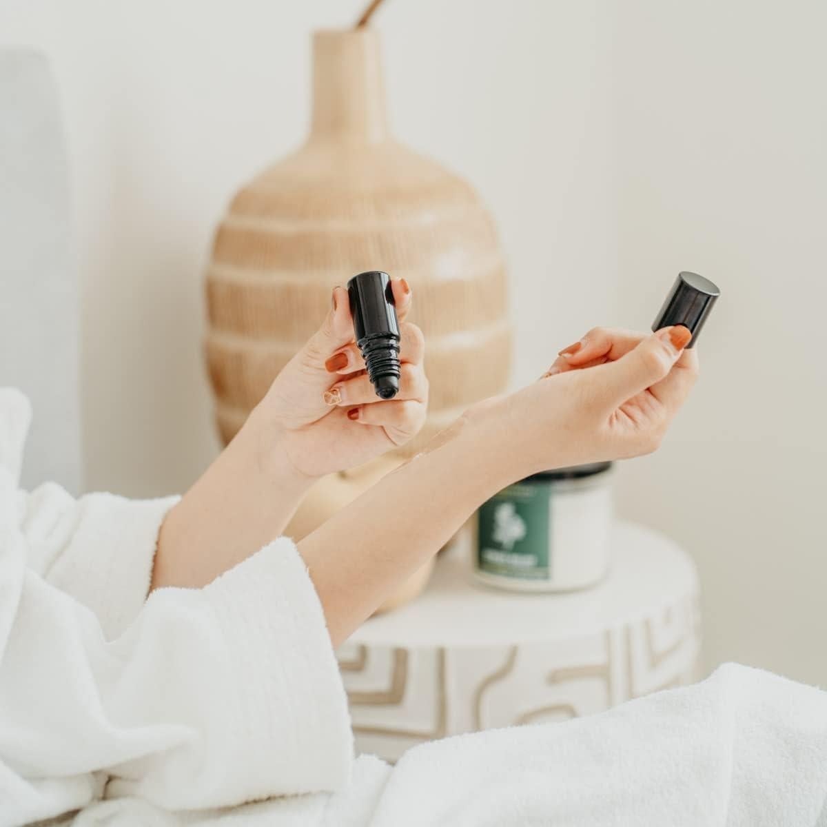 Botella de vidrio negro 5ml Infinity Jars con aplicador