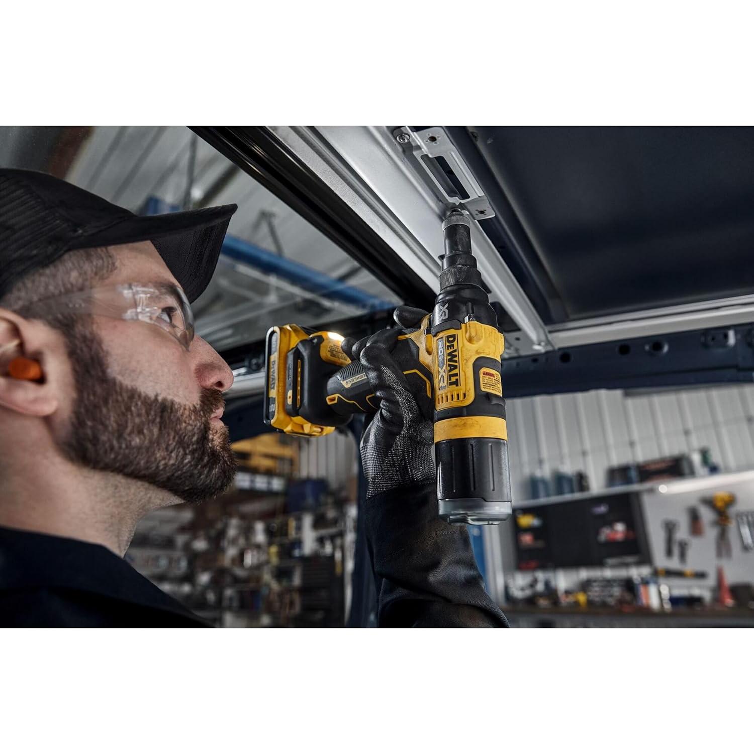 Herramienta de Remaches Inalámbrica DEWALT 20V MAX XR 3/16"