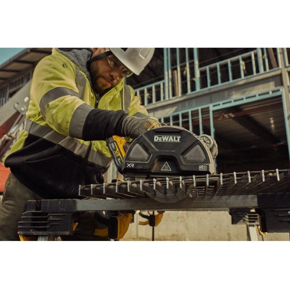 Sierra Circular DEWALT 20V MAX XR 7.25" Corte Metal DCS383H1