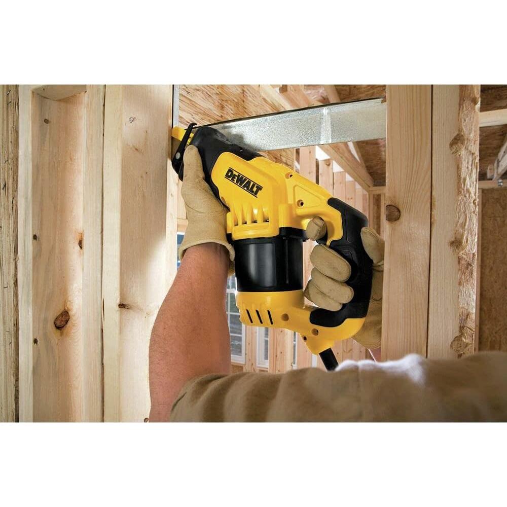 Sierra Recíproca Compacta DEWALT DWE357 10A 36.83cm Amarillo