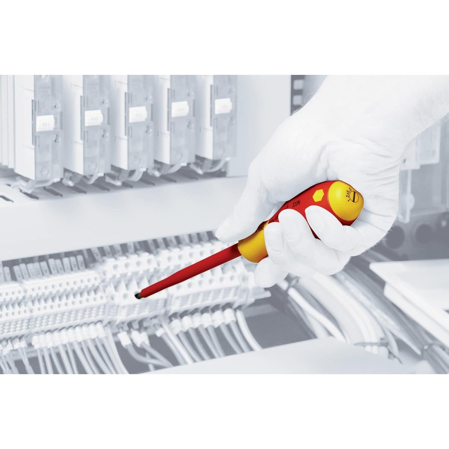 Juego de Destornilladores Aislados Wiha 32095, 19 Piezas