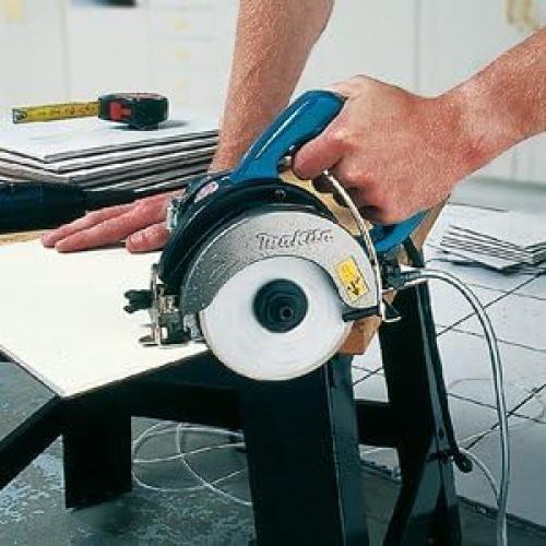 Sierra de Mampostería Makita 4101RH 5" Húmeda 230V 860W