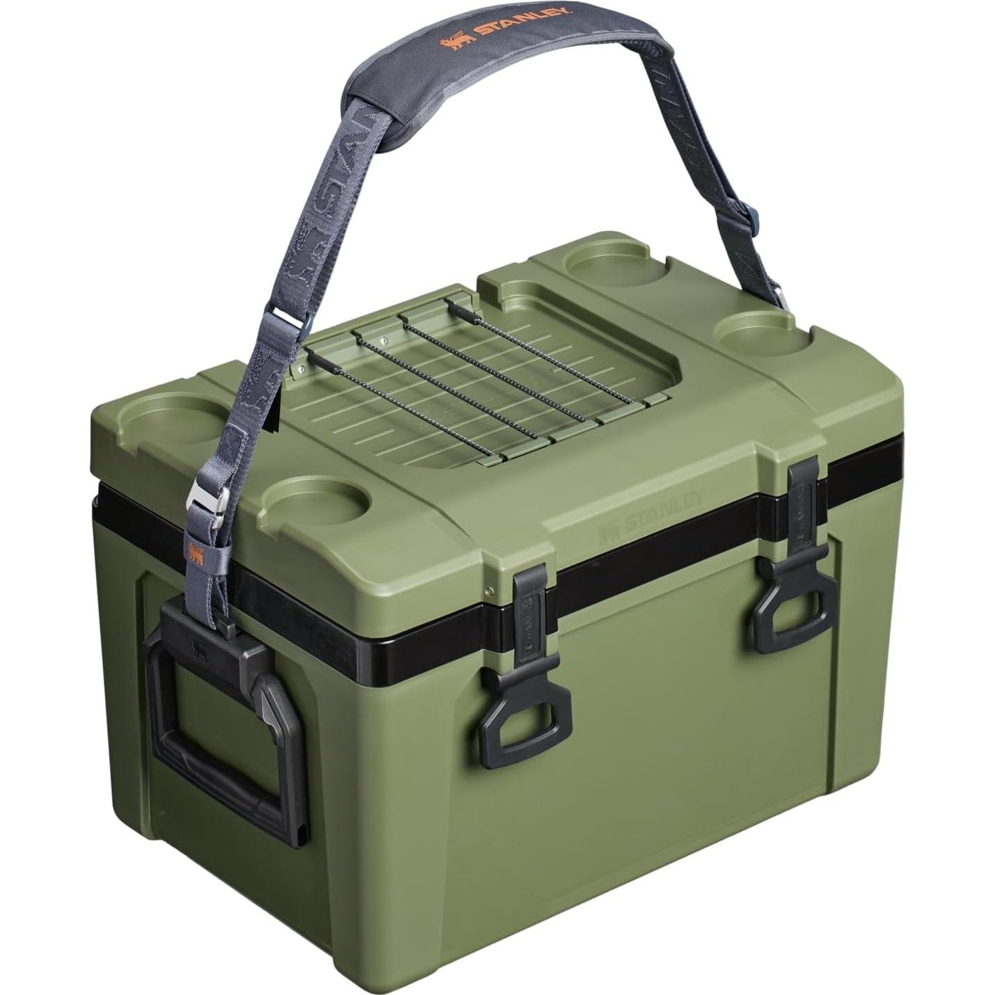 Cooler Stanley Aventura 24QT Pino Seco Aislado Duradero