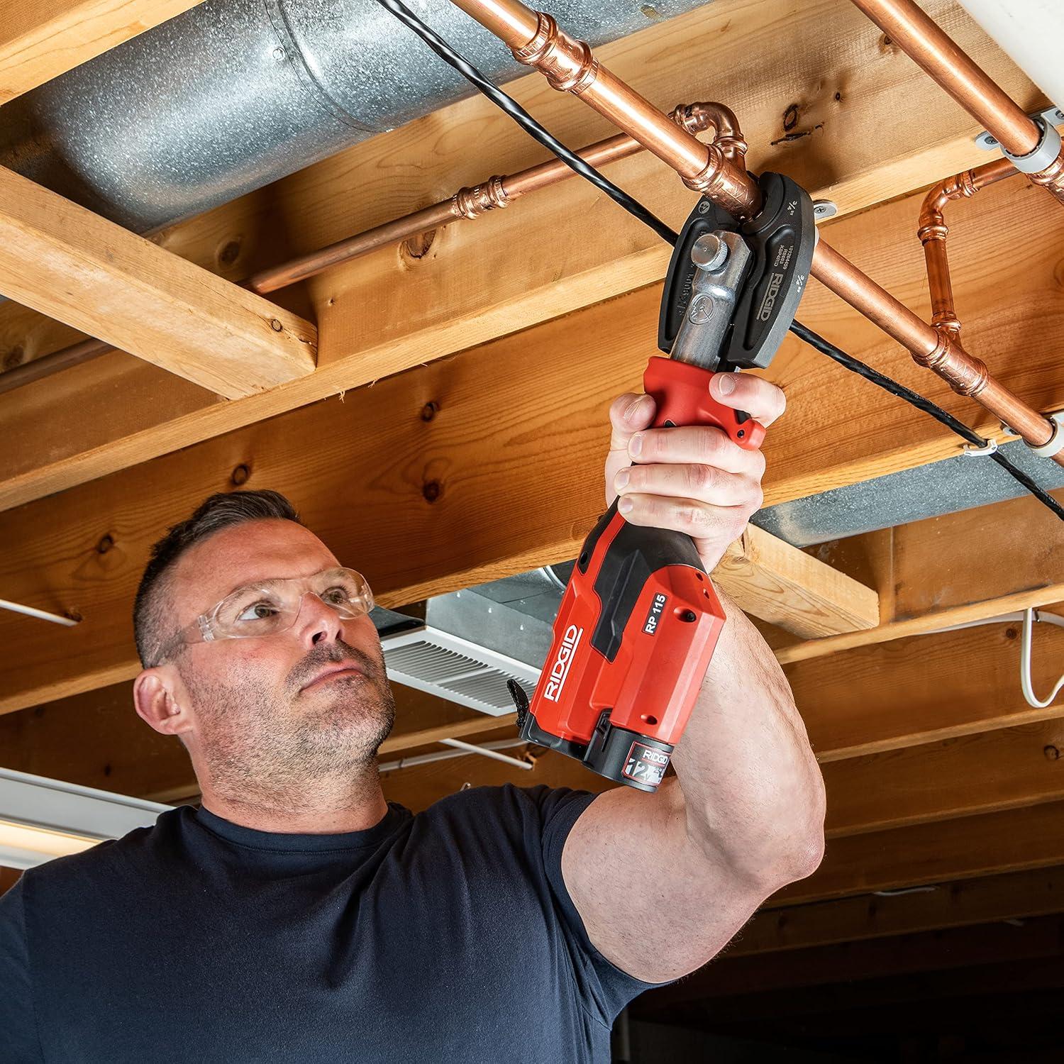 Mini Herramienta de Prensa RIDGID RP 115 con Batería 12V