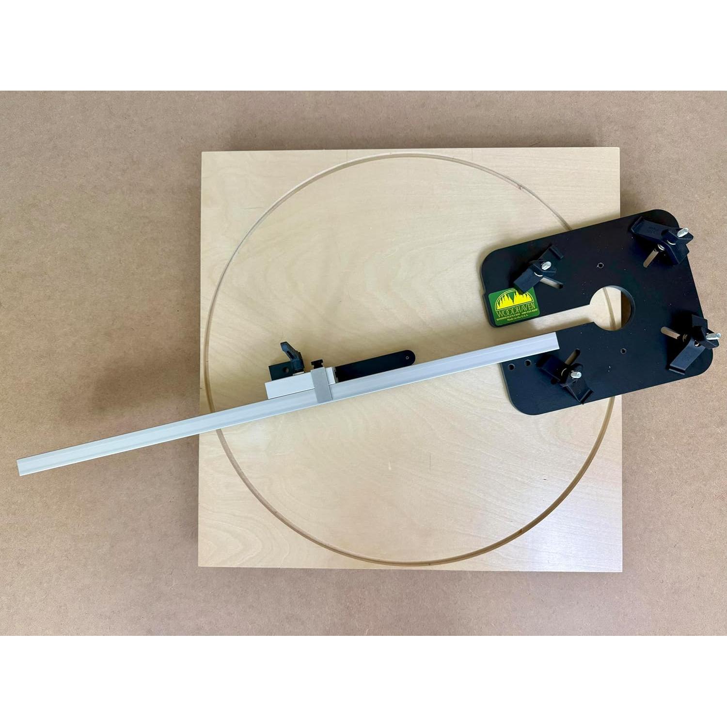 Plantilla de Corte Circular Woodhaven 3280 para Fresadoras 400 cm