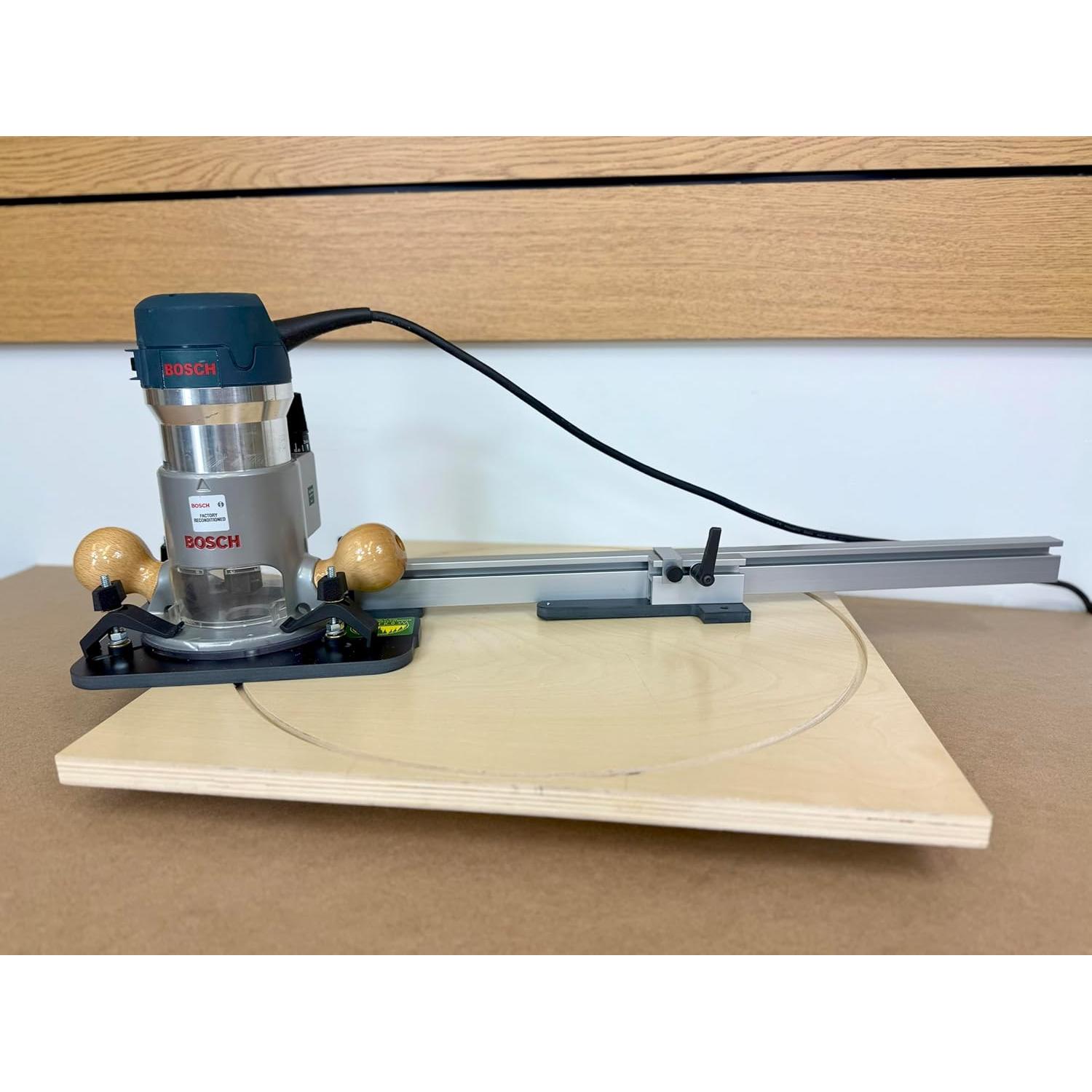 Plantilla de Corte Circular Woodhaven 3280 para Fresadoras 400 cm