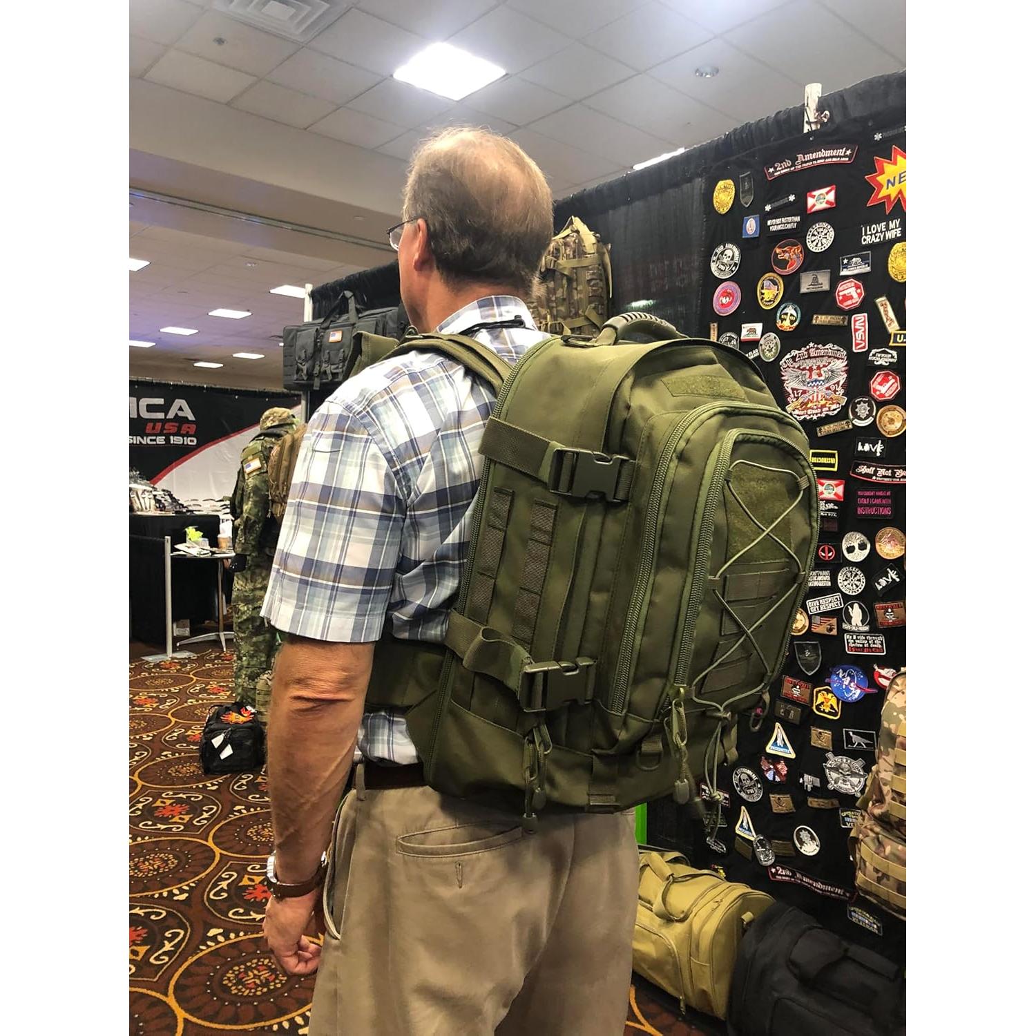 Mochila Táctica ZSearARMY 64L Verde para Hombres