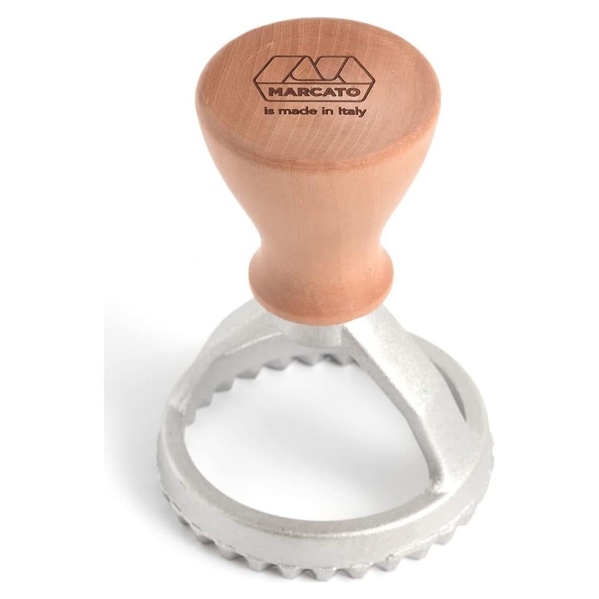 Sello de Ravioli Redondo Marcato 4.8 cm Aluminio y Madera