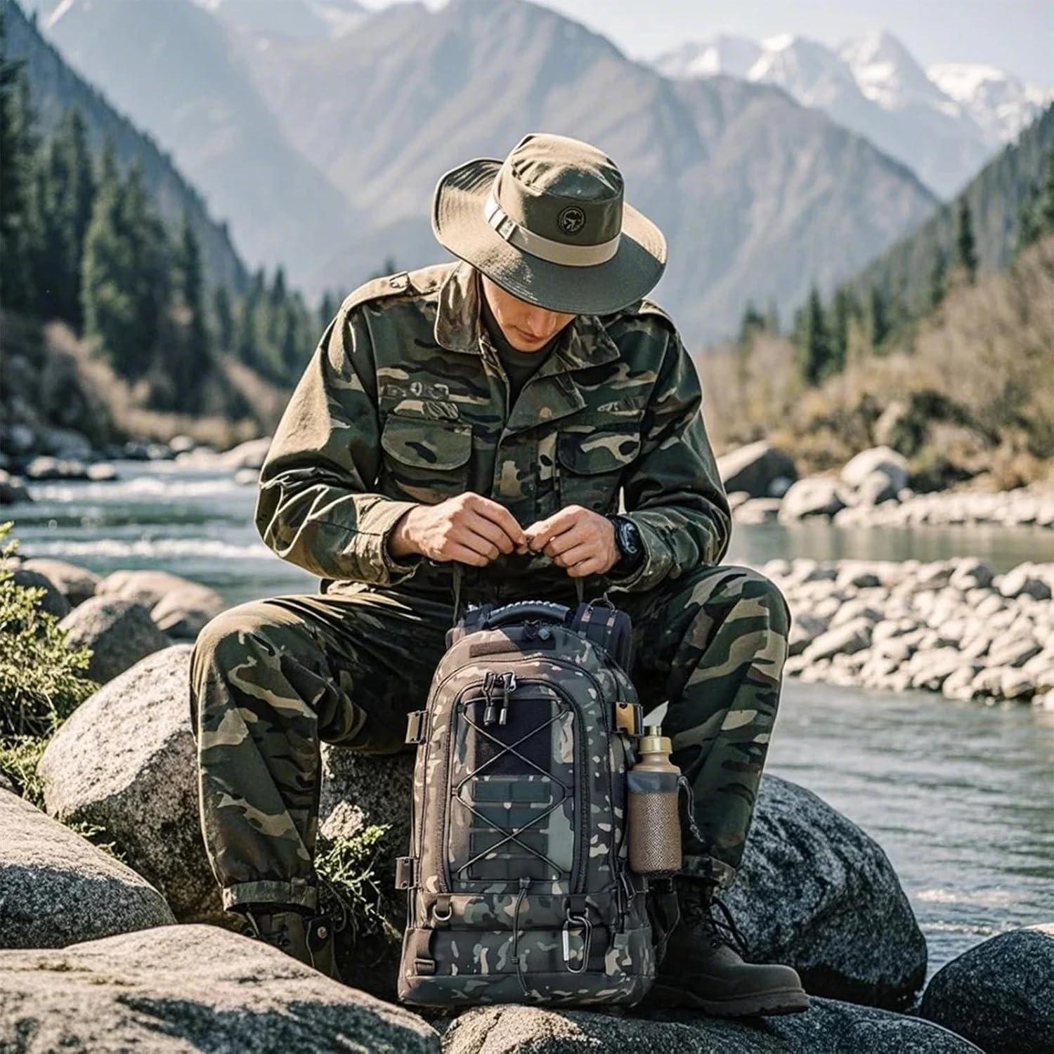 Mochila táctica Camo Negro 40L para senderismo y viaje