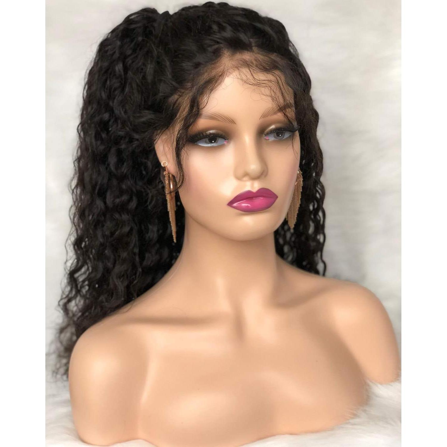 Cabeza de maniquí femenino Voloria con hombros y maquillaje