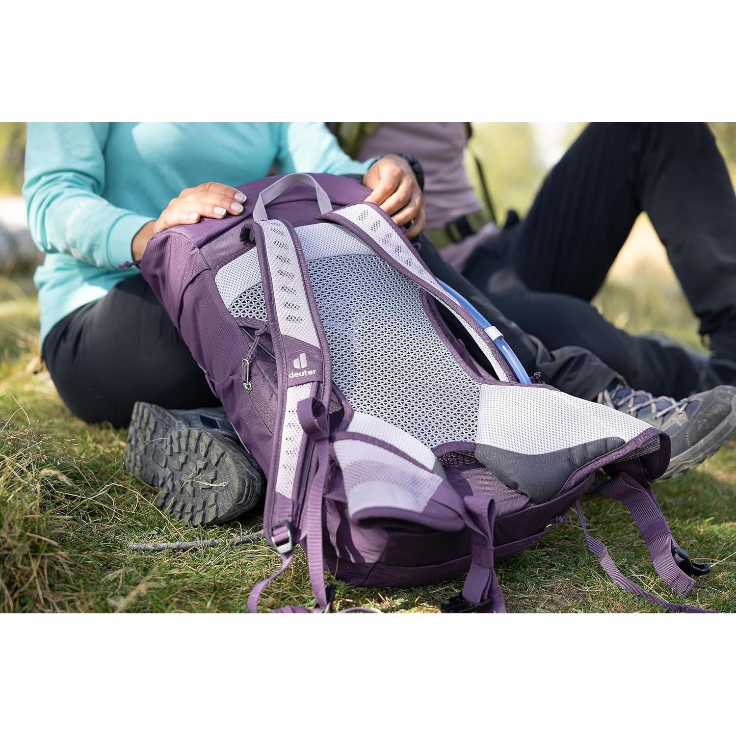 Mochila Deuter AC Lite 24L Negra, Sistema Aircomfort