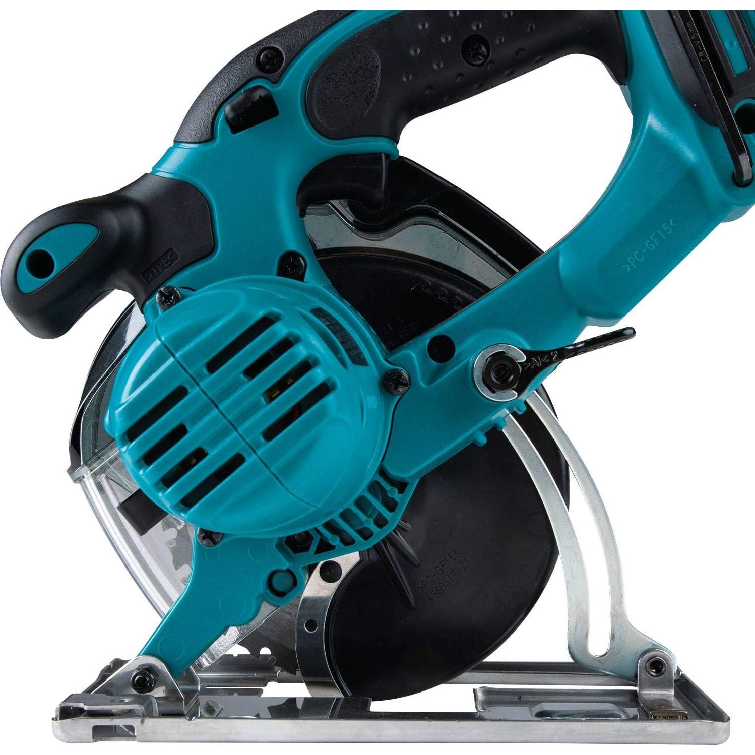 Sierra de Corte de Metal Sin Cable Makita XSC03Z 18V 5-3/8"