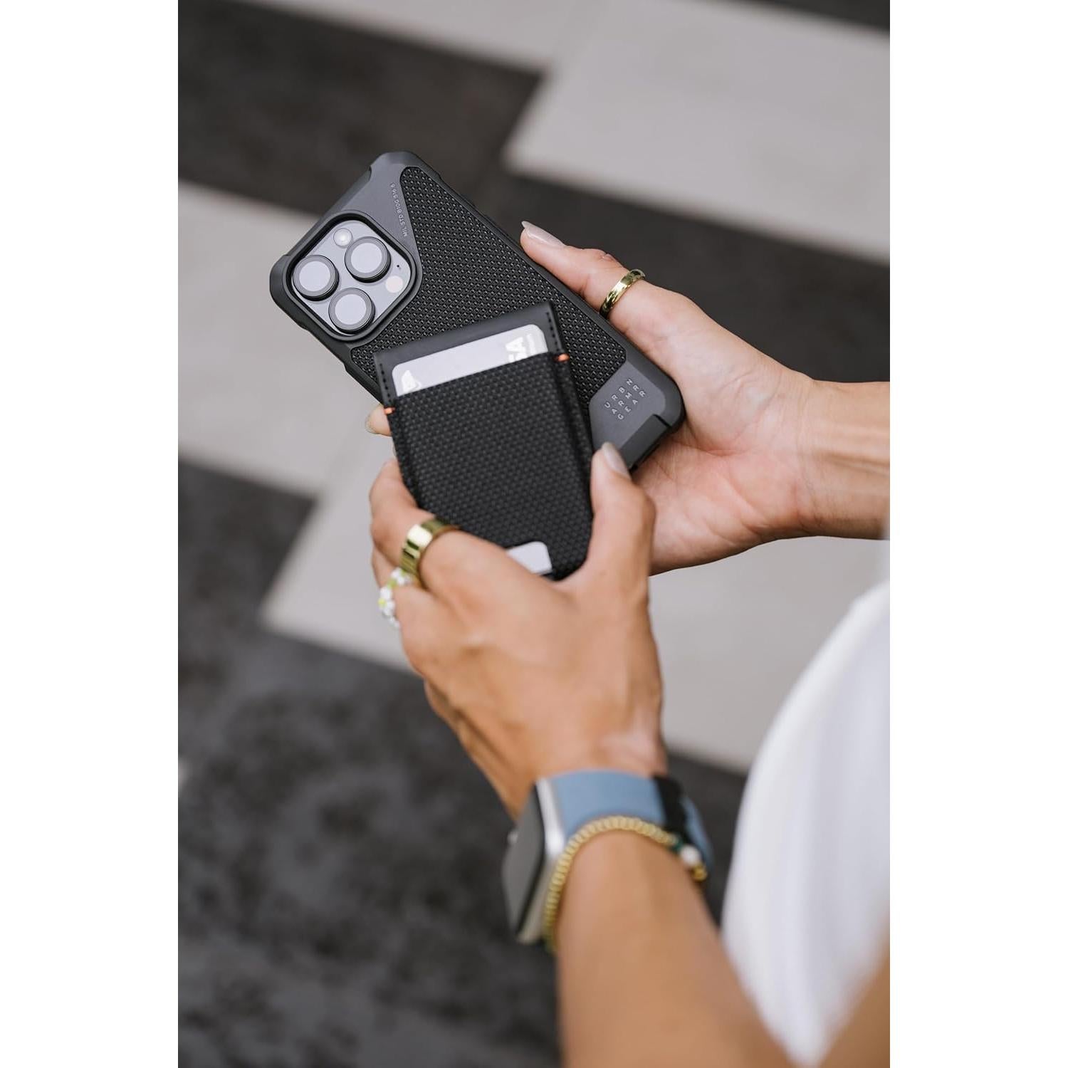 Cartera delgada UAG Metropolis Kevlar Negra con soporte MagSafe