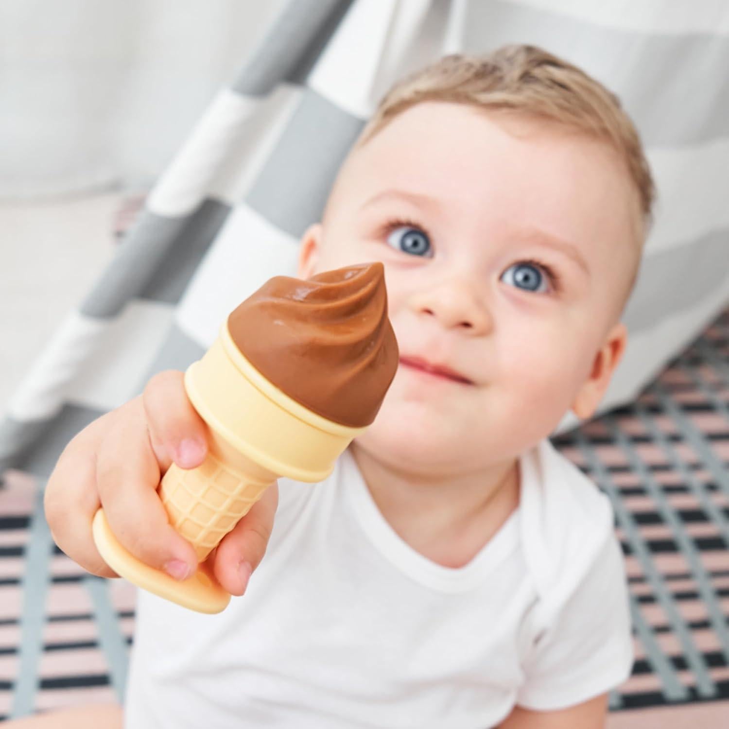 Alimentador de Frutas y Mordedor Smily Mia - Silicona BPA Free