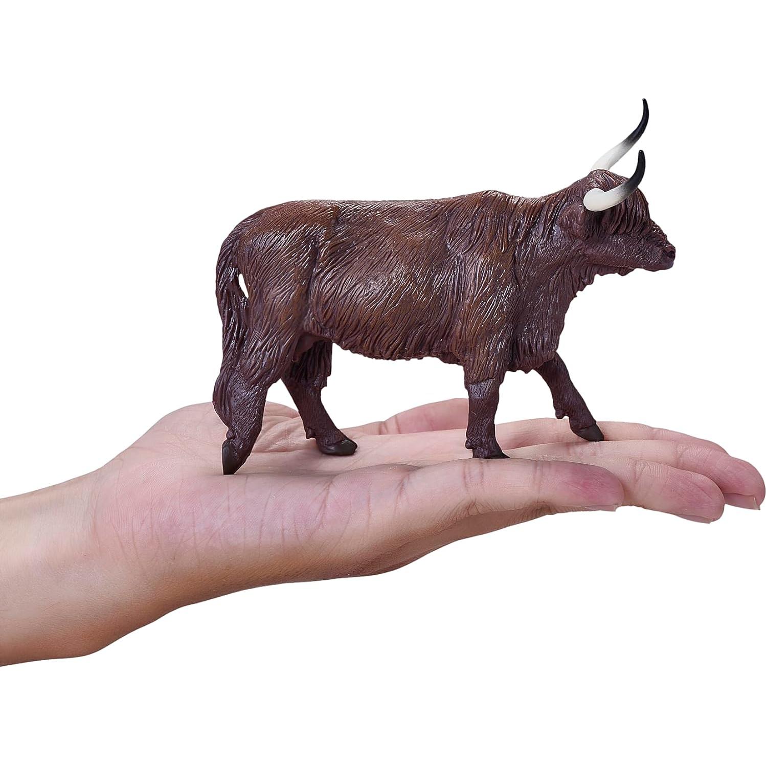 Figura de Vaca de las Tierras Altas MOJO Pintada a Mano