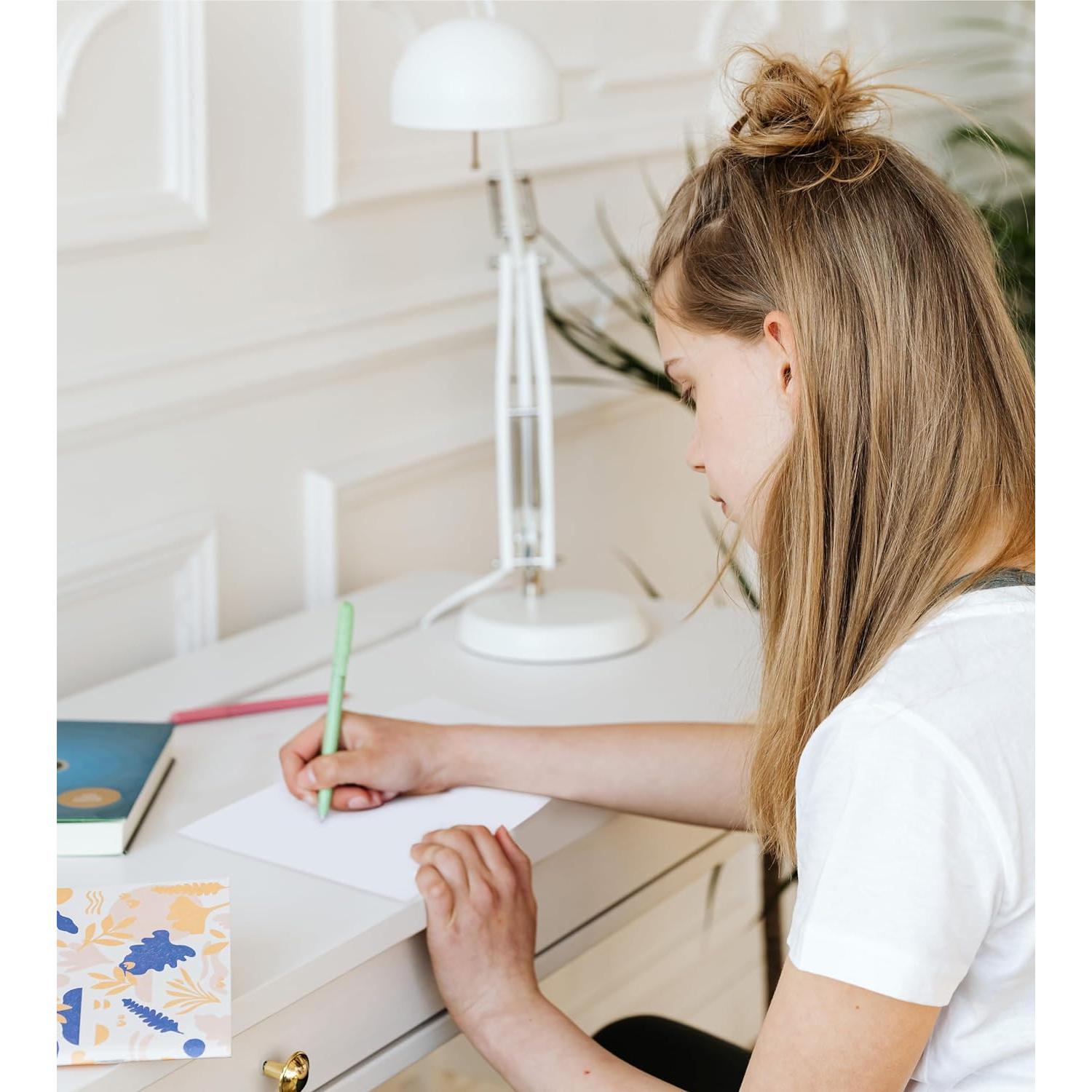 3dRose Greeting Card - Picture of a Vintage Twin Lens reflex TLR camera - KIKE CALVO vintage camera collection