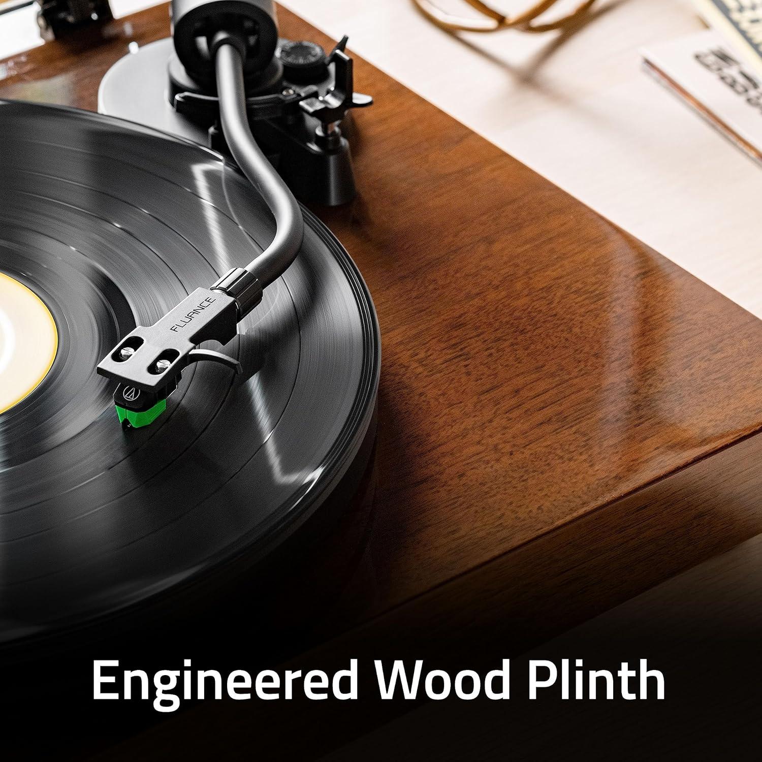 Giradiscos Fluance RT81+ Hi-Fi Blanco Piano con Cartucho VM95E