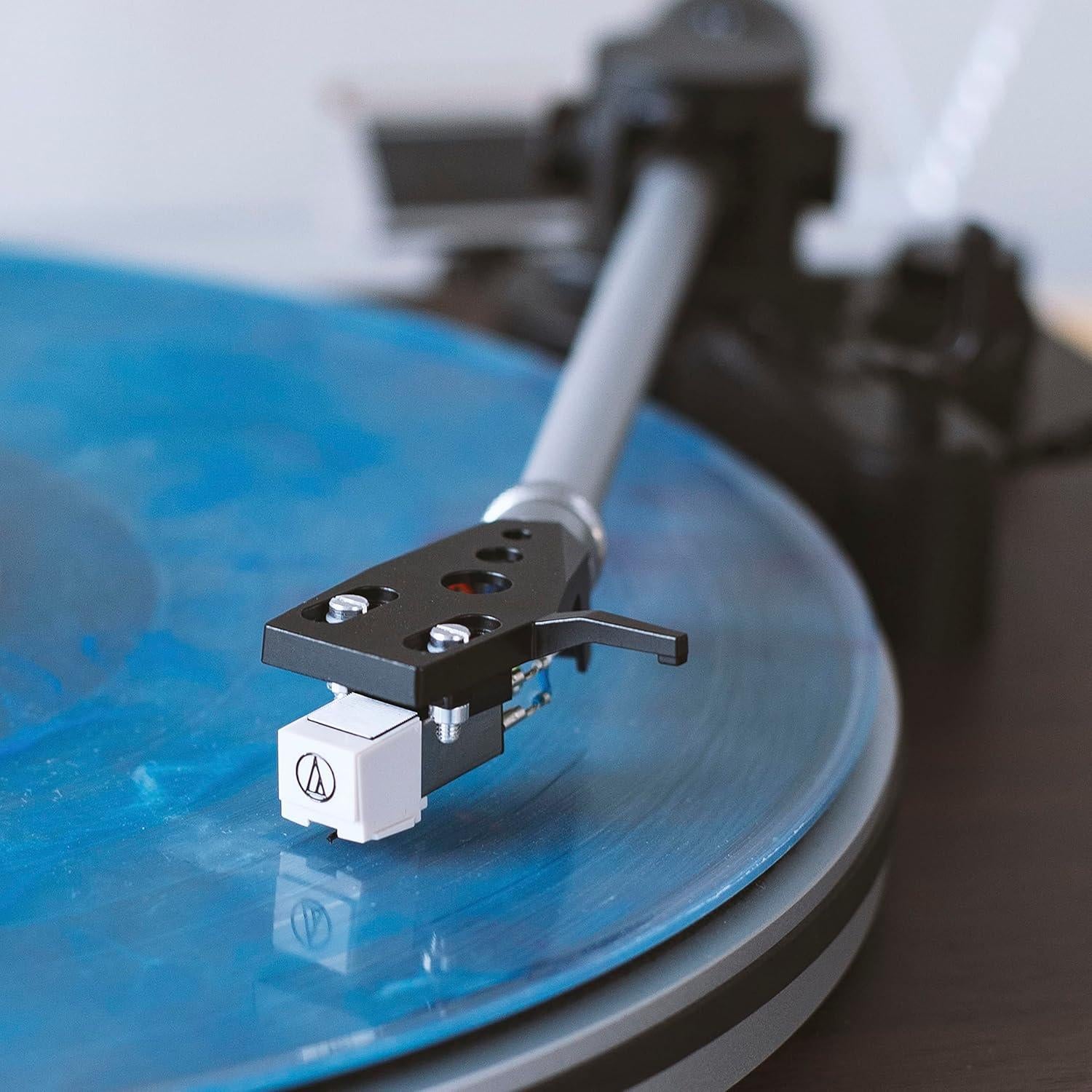 Tocadiscos Crosley C8A-WA con Pre-Amplificador y Cartucho AT3600L