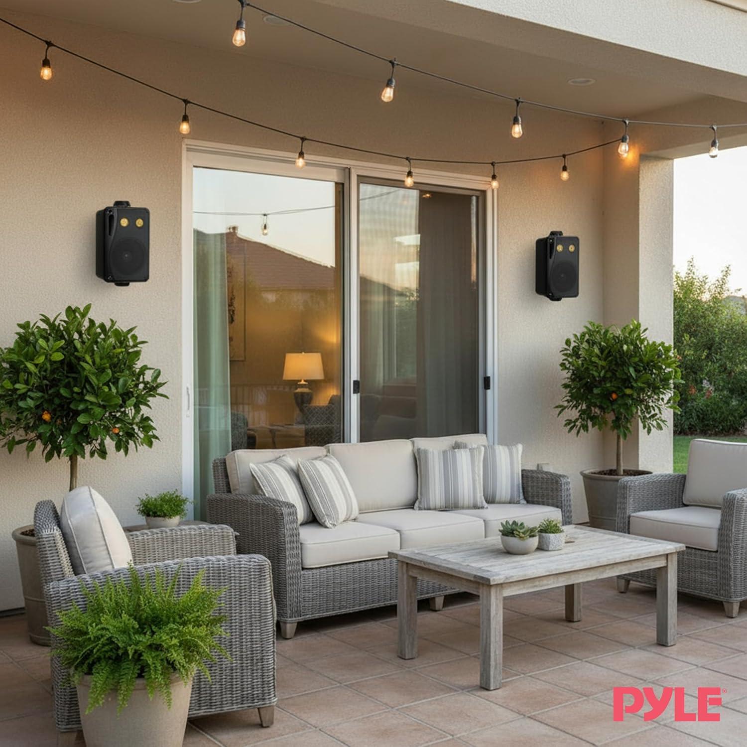 Altavoces Pyle PLMR24B 3.5" 200W Impermeables Montaje en Pared