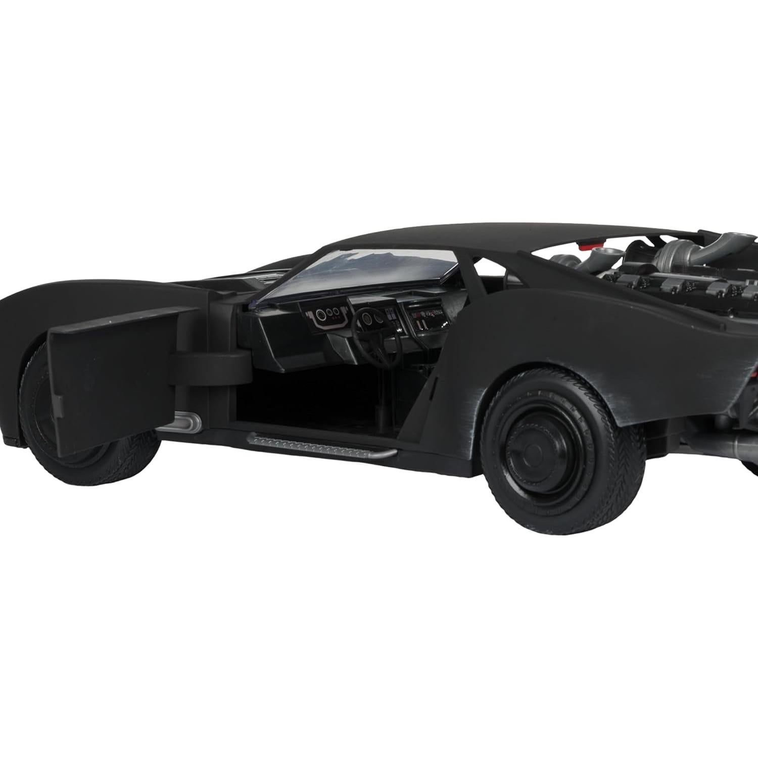 Batmobile McFarlane Toys DC Multiverse 48.26 cm Detallado