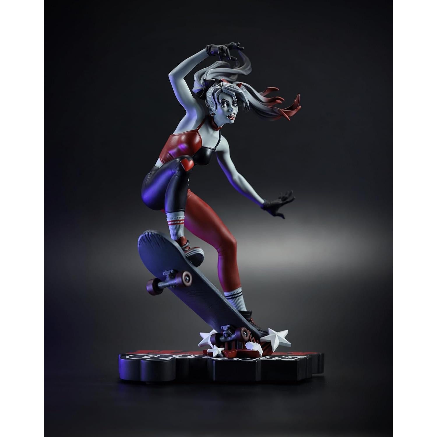 Estatua Harley Quinn 1:10 McFarlane Toys Ivan Tao Ed. Limitada
