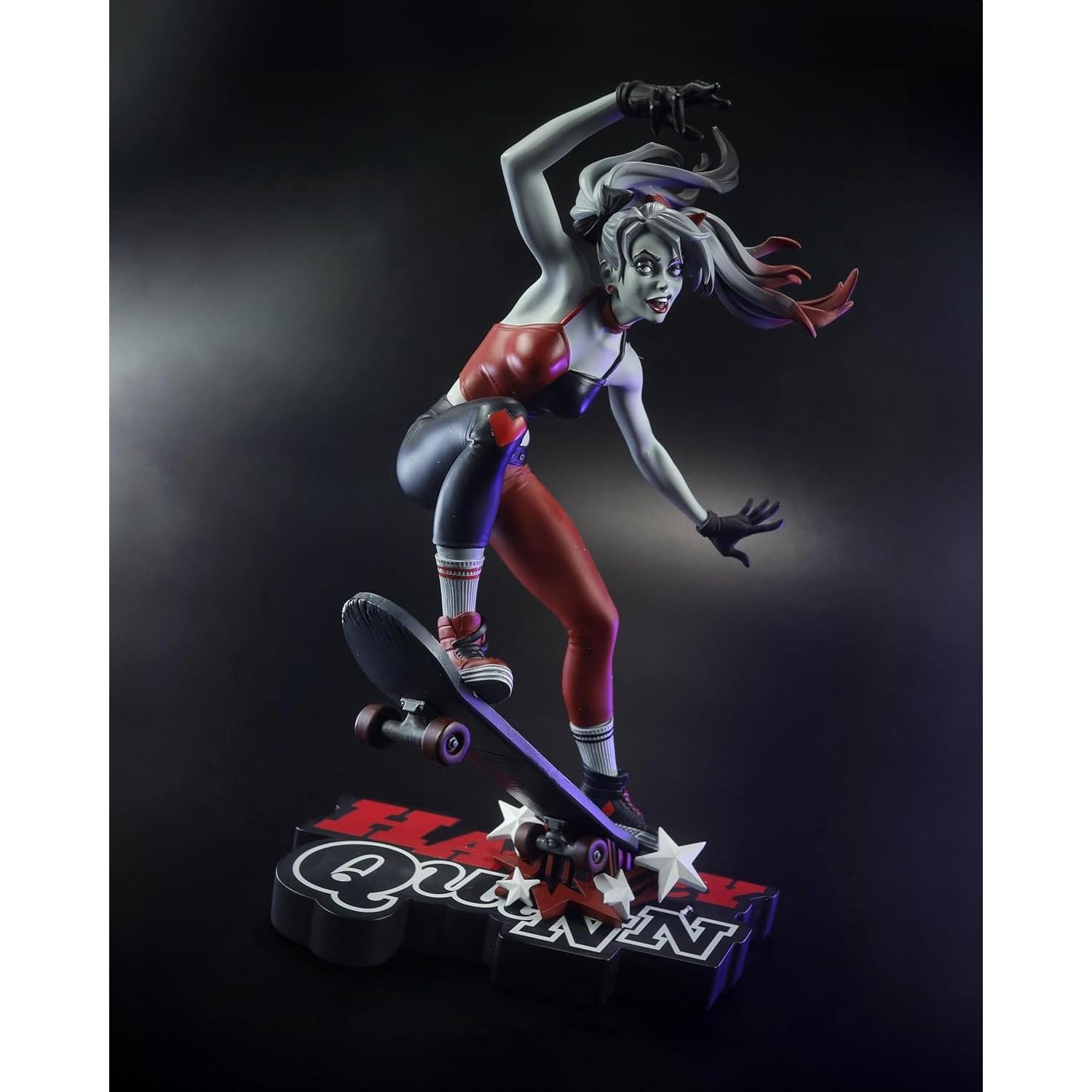 Estatua Harley Quinn 1:10 McFarlane Toys Ivan Tao Ed. Limitada