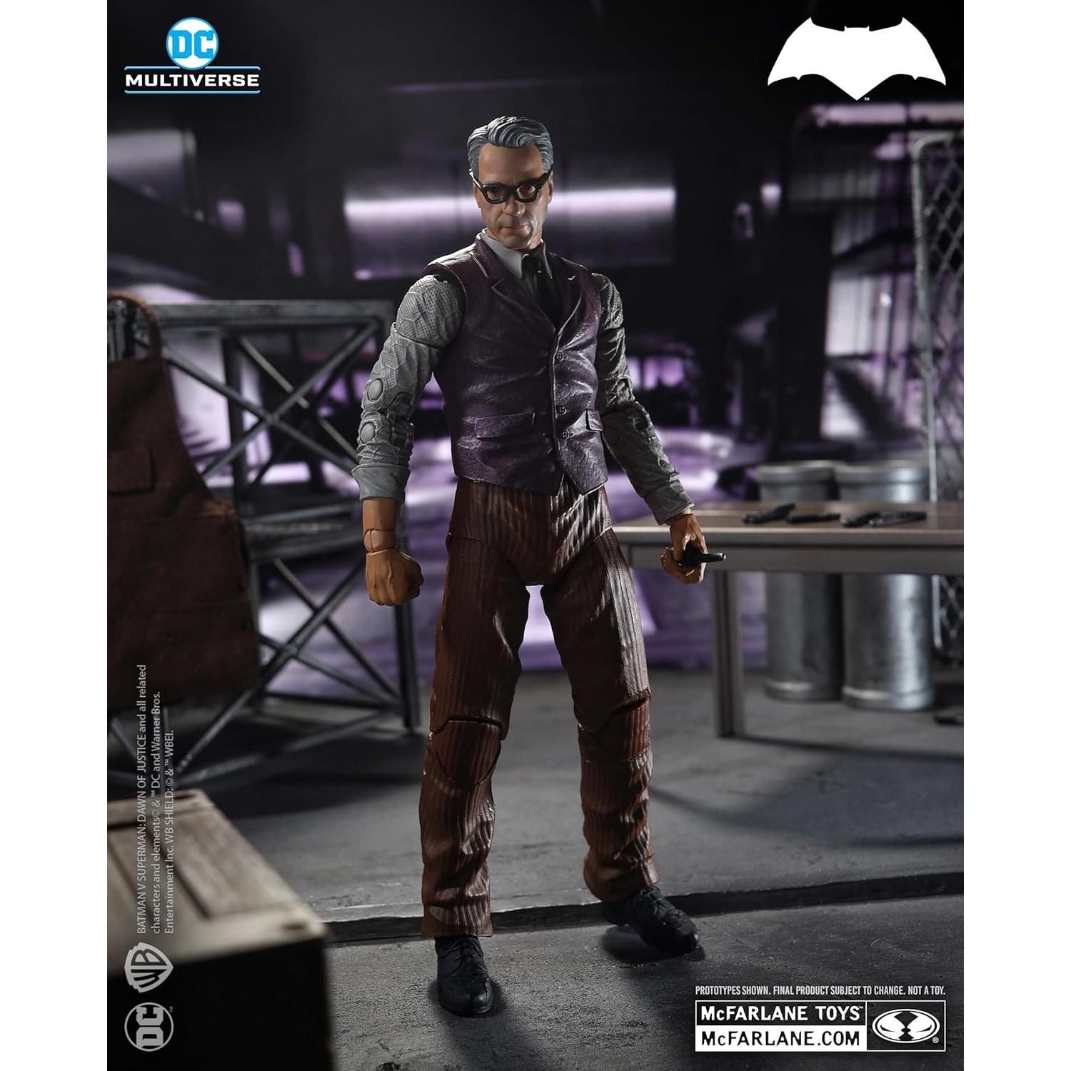 Figura de acción McFarlane Toys Alfred Pennyworth 18 cm