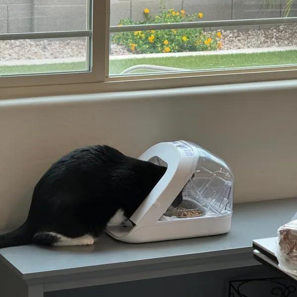 Cubierta Frontal SureFeed para Comedero de Mascotas - Antirrobo