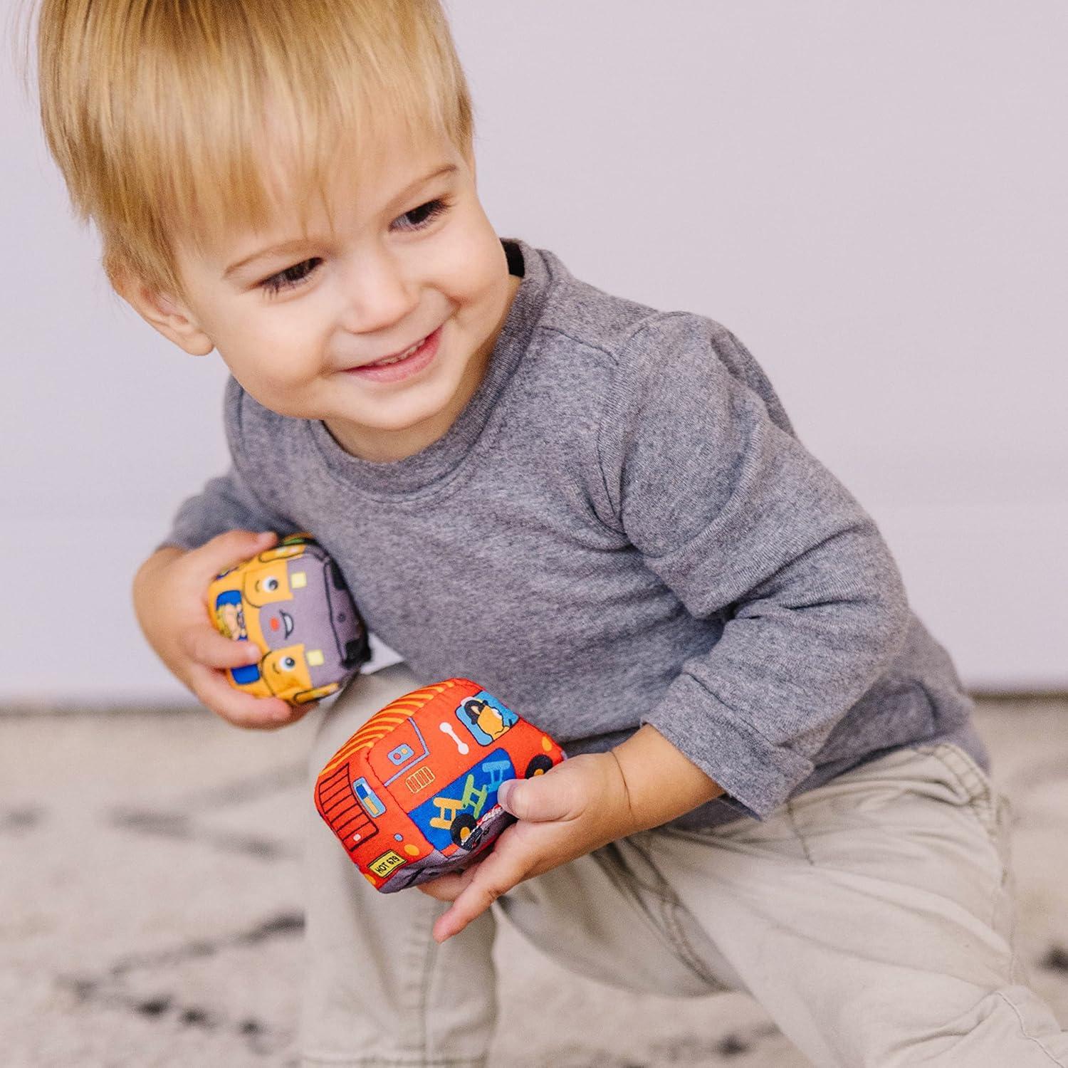 Alfombrilla de Juego Melissa & Doug con 9 Vehículos Suaves