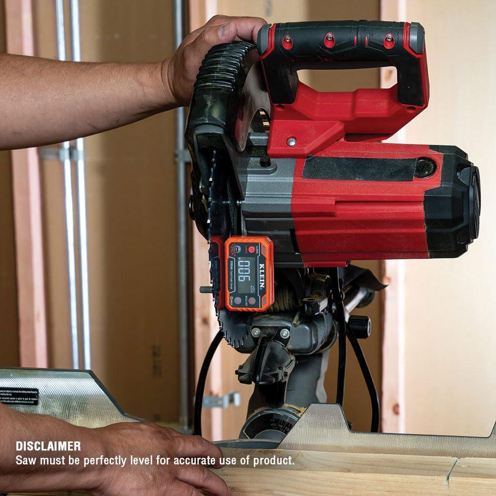 Nivel Electrónico Digital Klein Tools 935DAA con Alerta LED