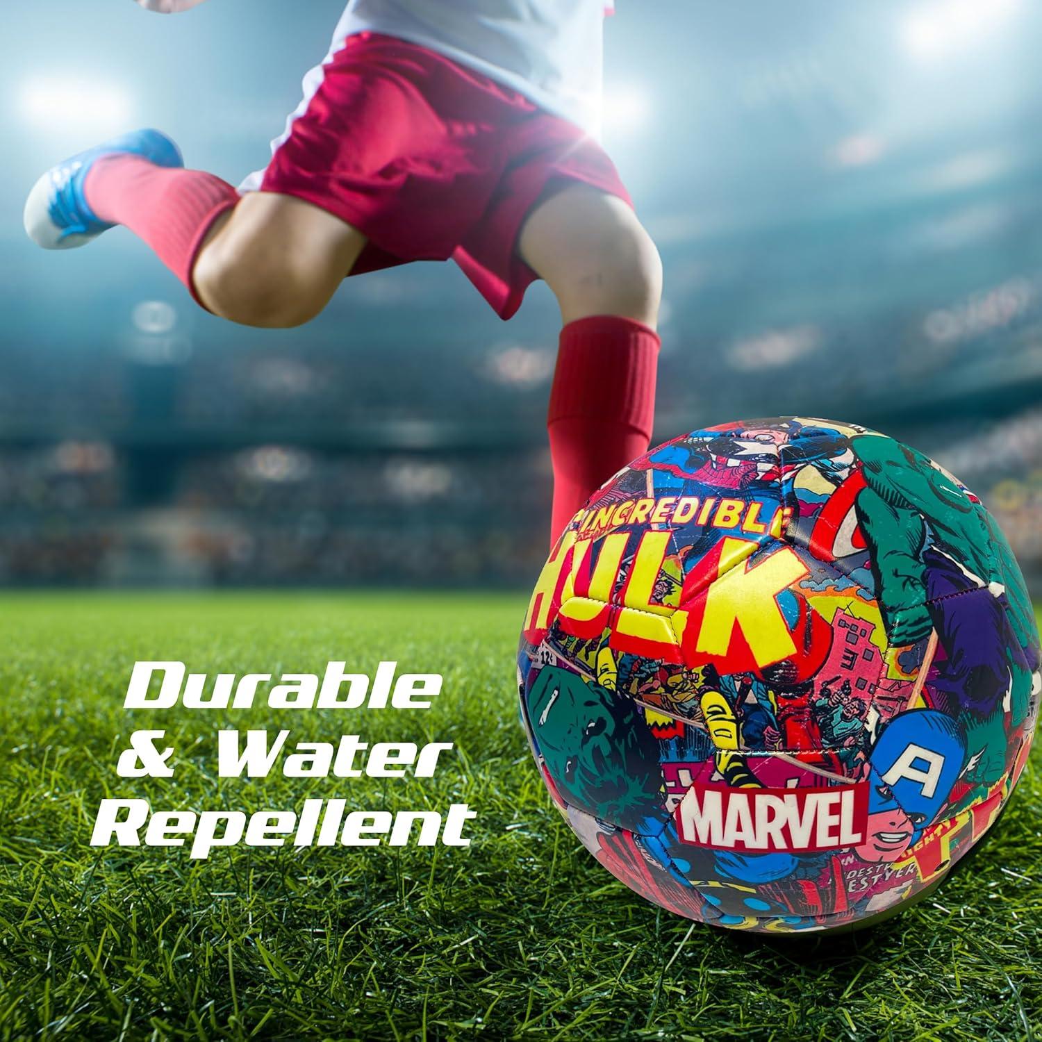 Balón de Fútbol Capelli Sport Marvel Avengers 20.32 cm