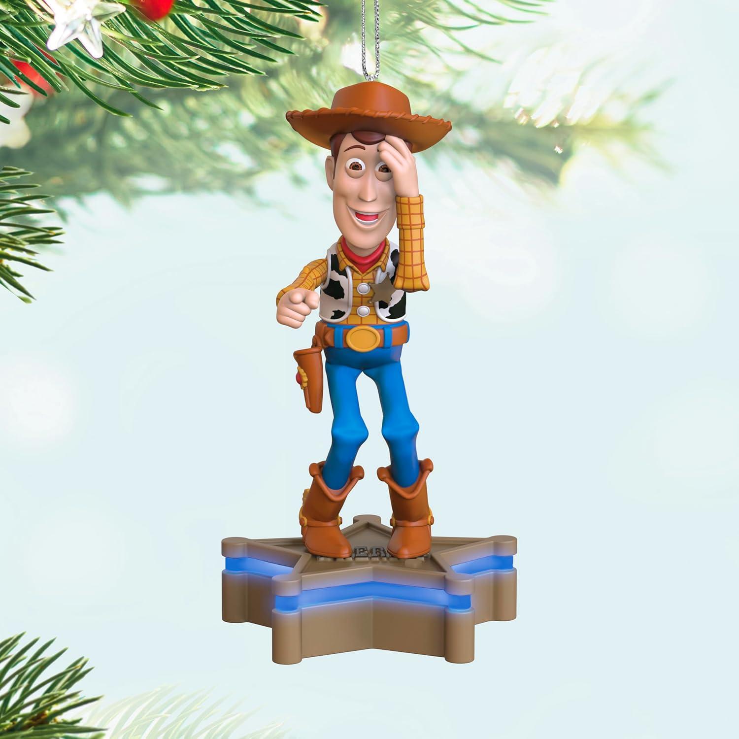 Adorno Navideño Hallmark Keepsake Sheriff Woody 2025 con Luz y Sonido