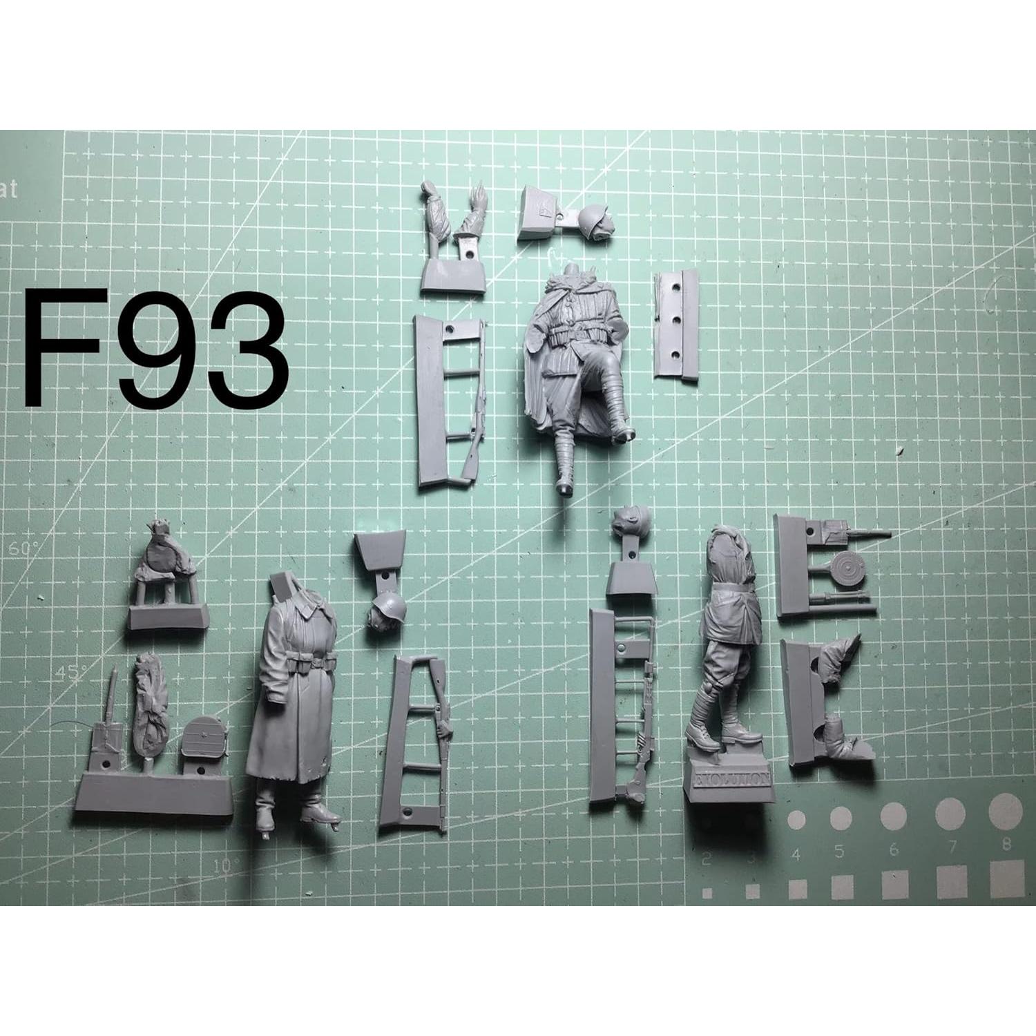 Figura de Soldado Soviético WWII Goodmoel 1/35 Resina (3 Piezas)