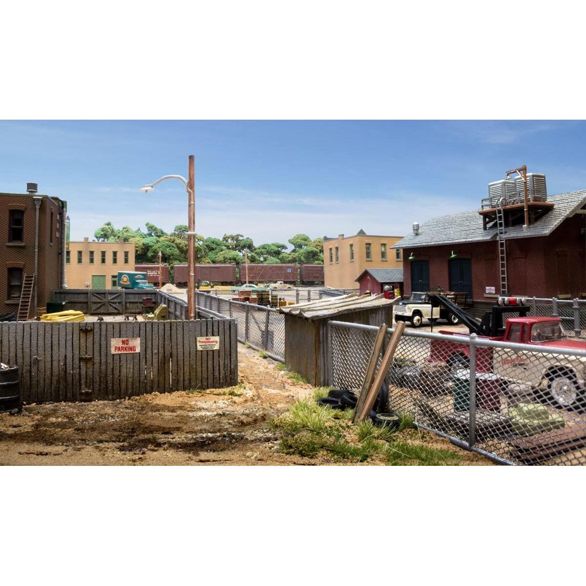 Cerca de Cadena N Woodland Scenics A2993 12.7x10.16cm