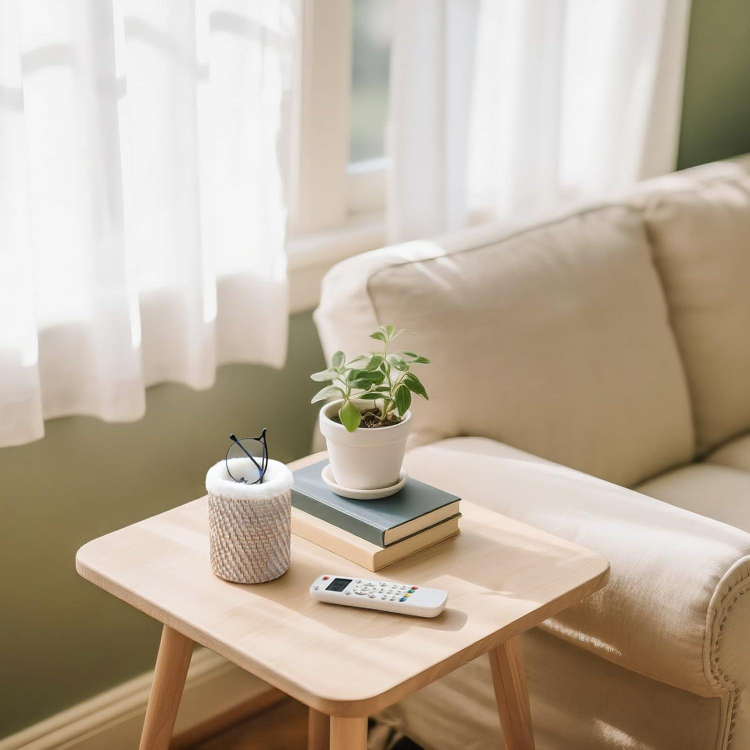 Soporte para Gafas Mkono de Ratan con Forro de Peluche 8.89 cm