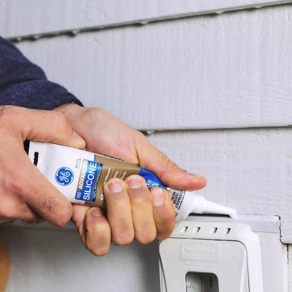 Sellador de Silicona GE Transparente 82.2 ml - 100% Impermeable