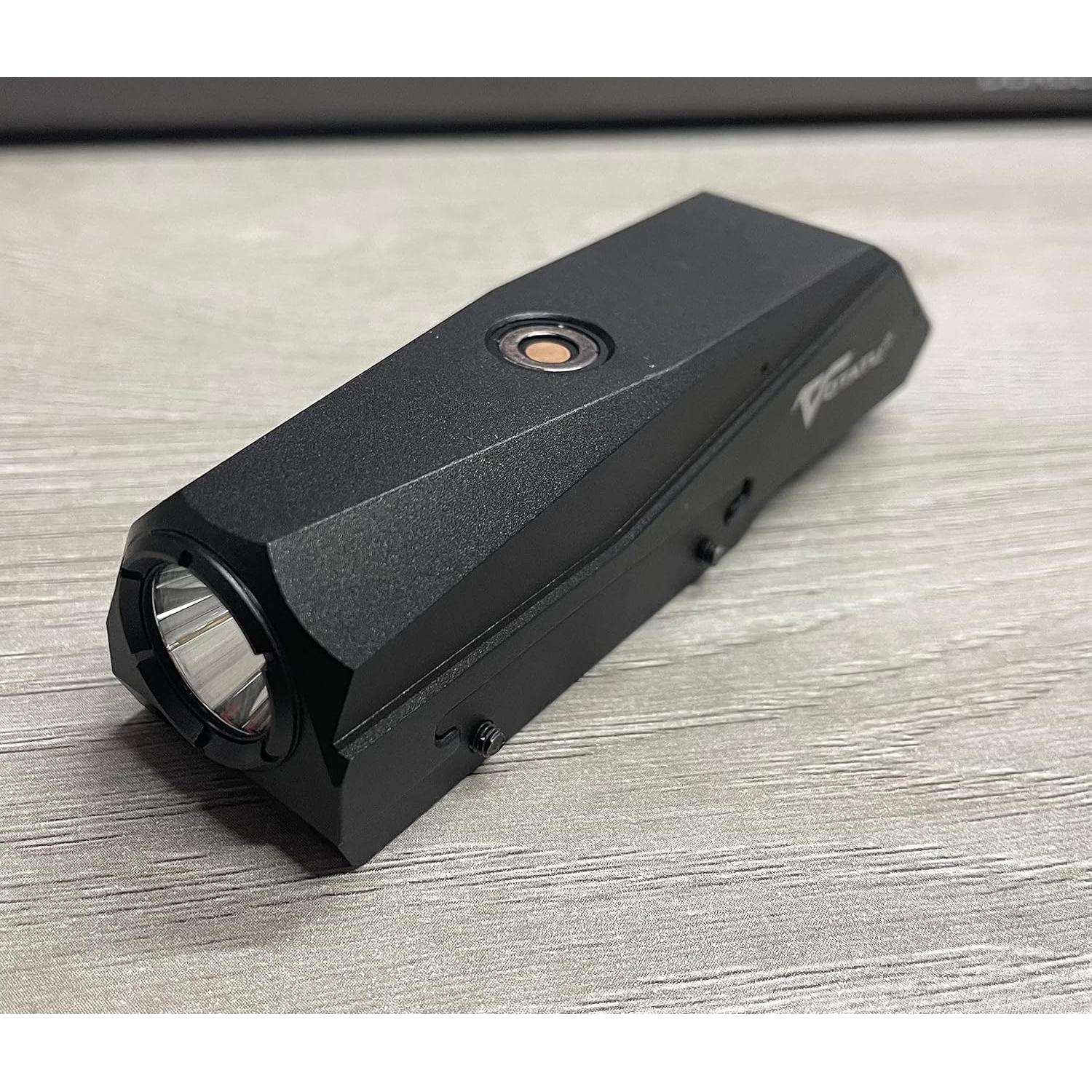 Linterna Táctica VOTATU PL50 1450 Lúmenes USB Recargable