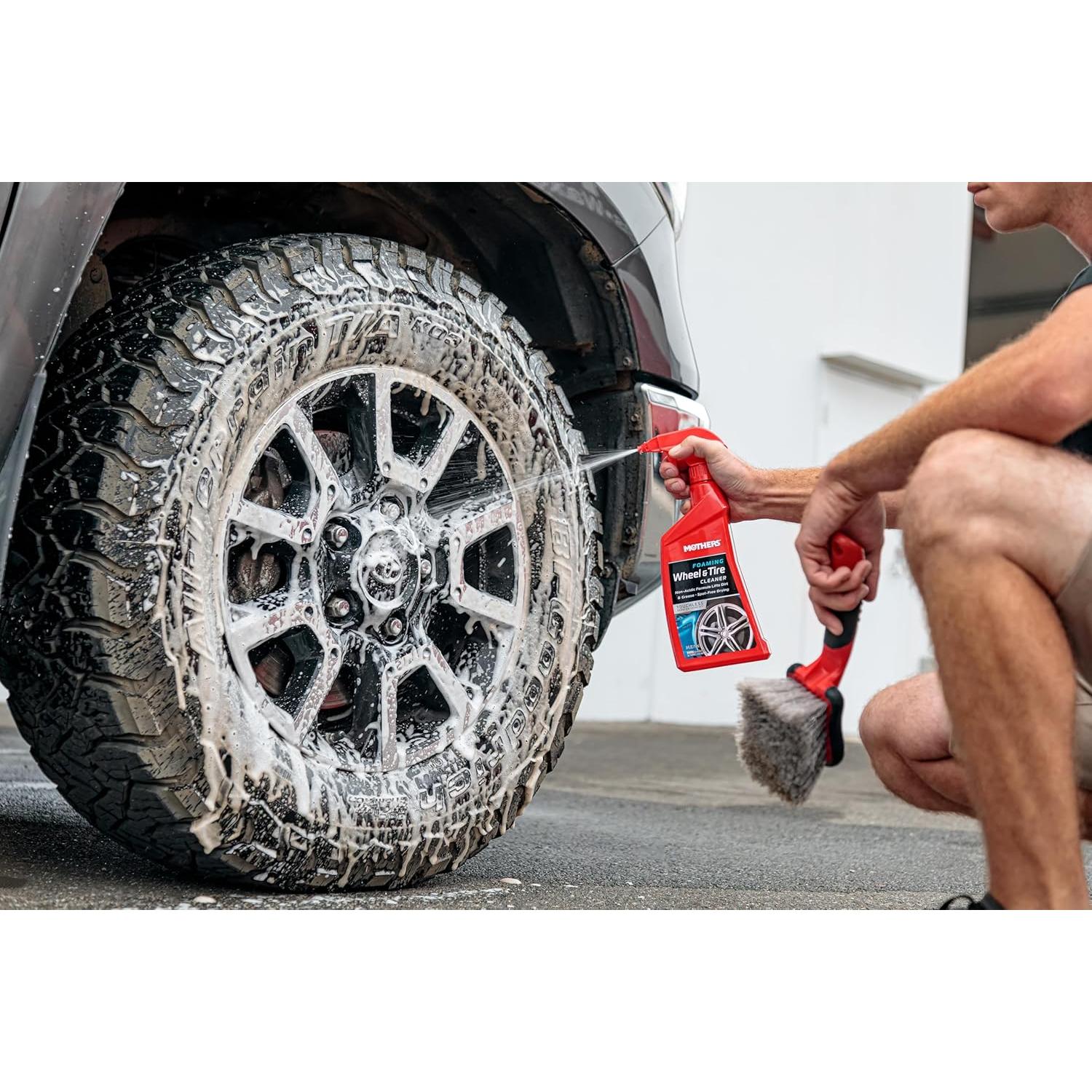 Limpiador de Ruedas y Neumáticos Mothers 24 oz Espumoso