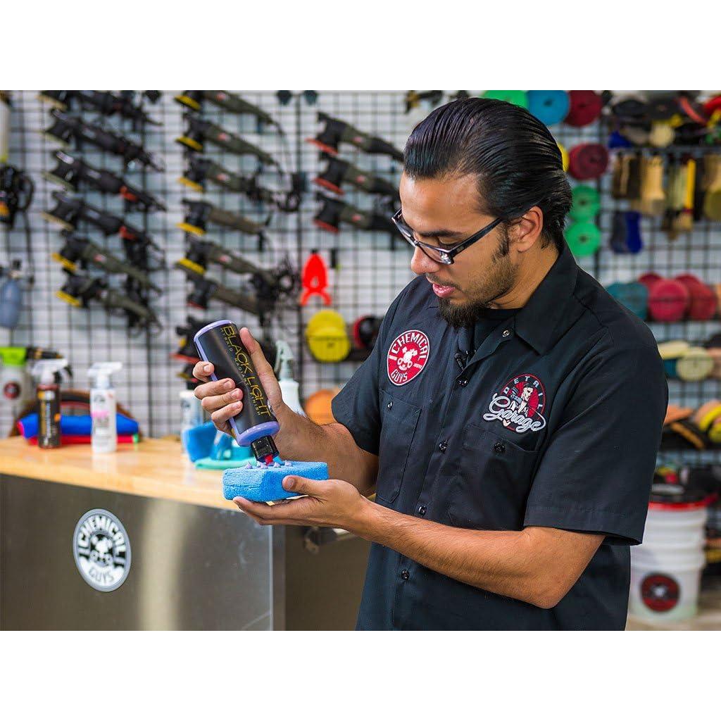 Glaseado y Sellador Chemical Guys Black Light 473 ml - Brillo y Protección para Autos Oscuros