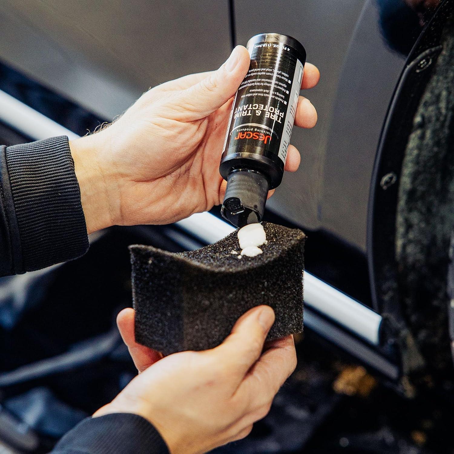 Protector de Neumáticos y Molduras Jescar 0.45L - Protección UV